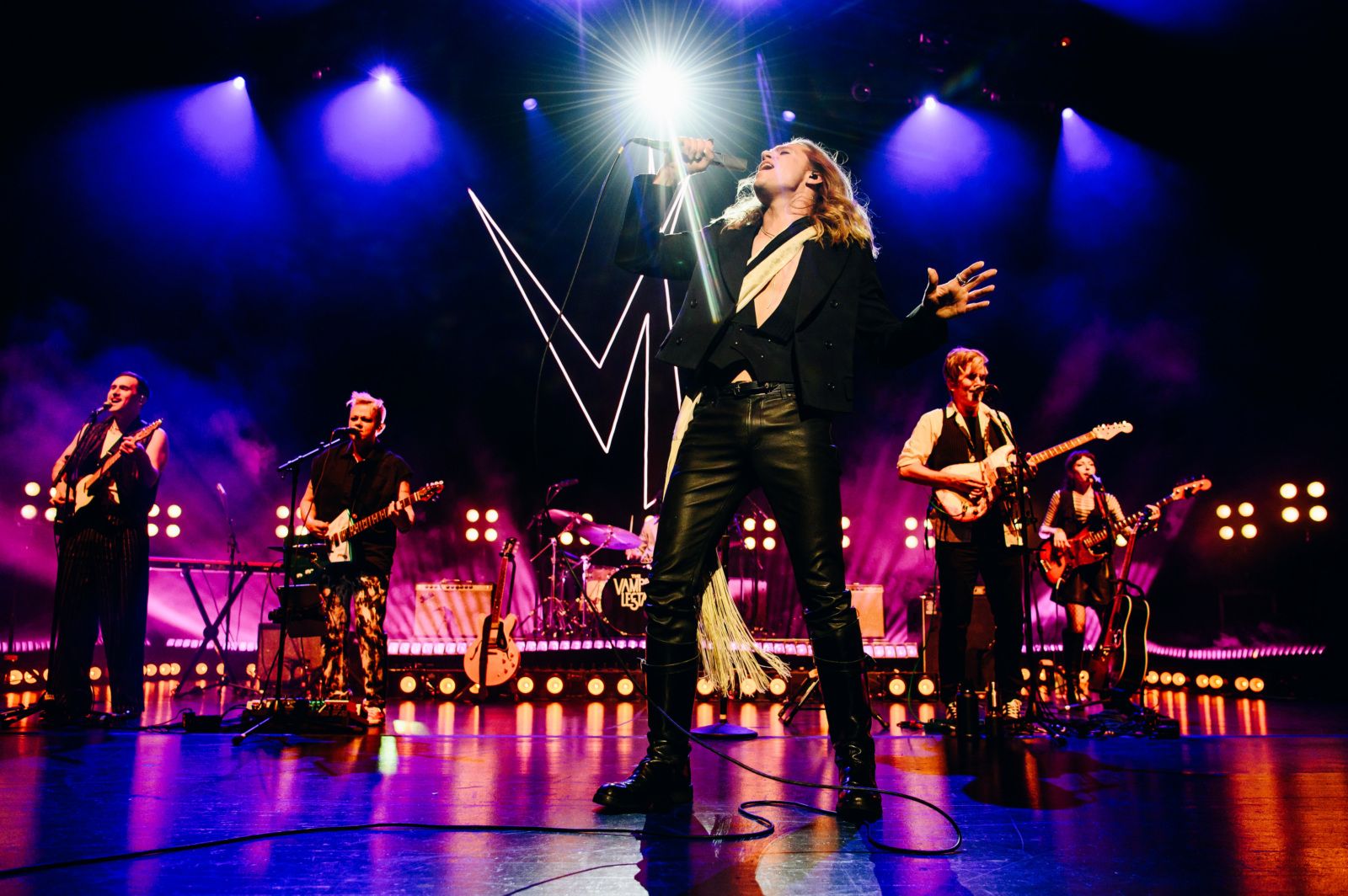Photos: Inside THE VAMPIRE LESTAT's One Night Concert at the Beacon Theatre — photo 12 of 18