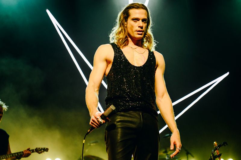 Photos: Inside THE VAMPIRE LESTAT's One Night Concert at the Beacon Theatre — photo 18 of 18