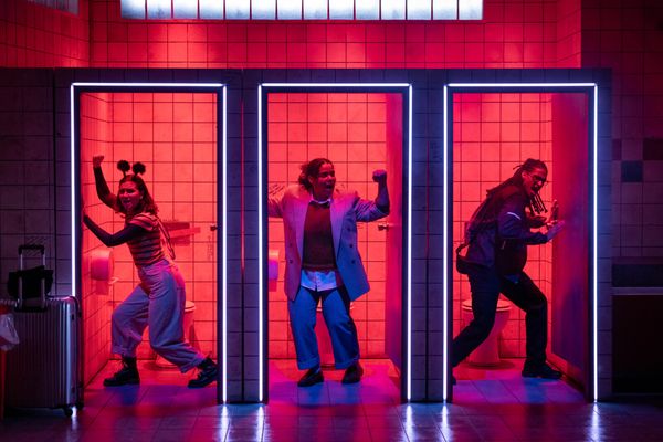 (L-R) Grace Towning (Zo), Cole Dennis (Laura) and Ivano Turco (Finley) - Photography… Photo