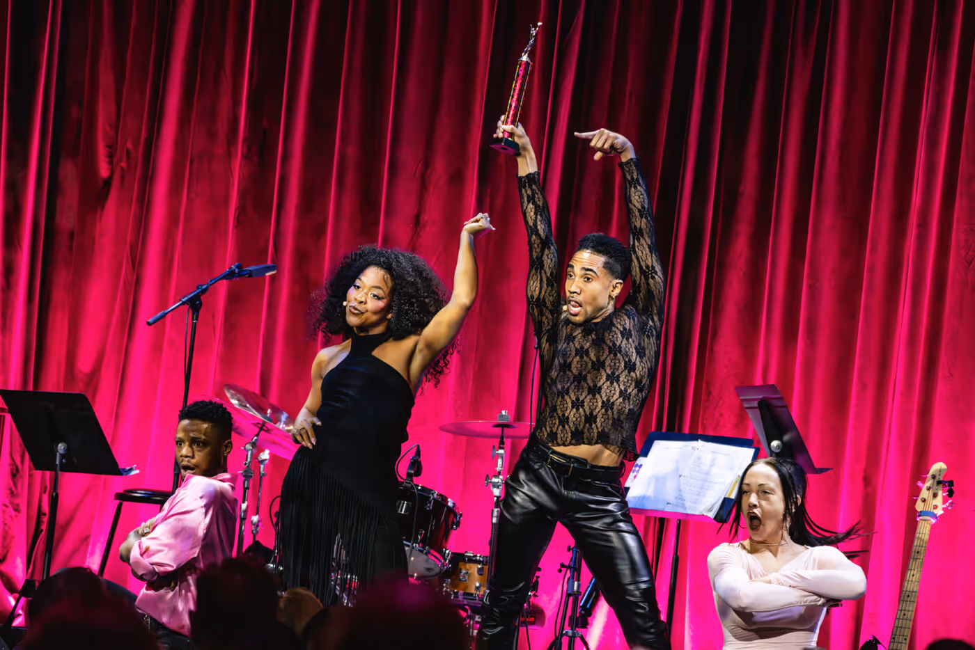 Photos & Video: Entertainment Community Fund Raises 1.8 Million at Annual Gala - Watch Highlights Image
