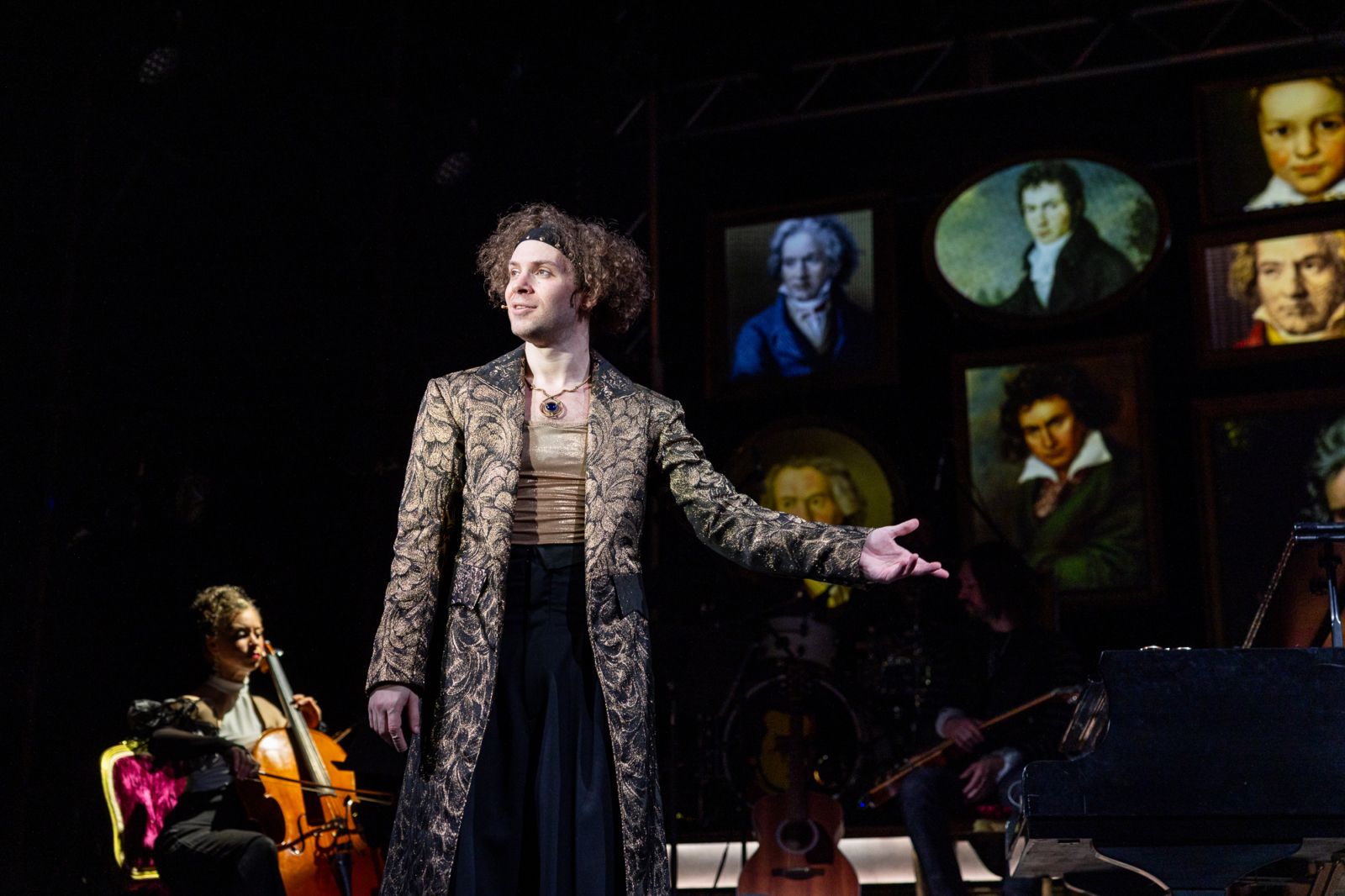 Photos: MOZART TO POP CHART Now Playing at The Cape Playhouse — photo 4 of 8