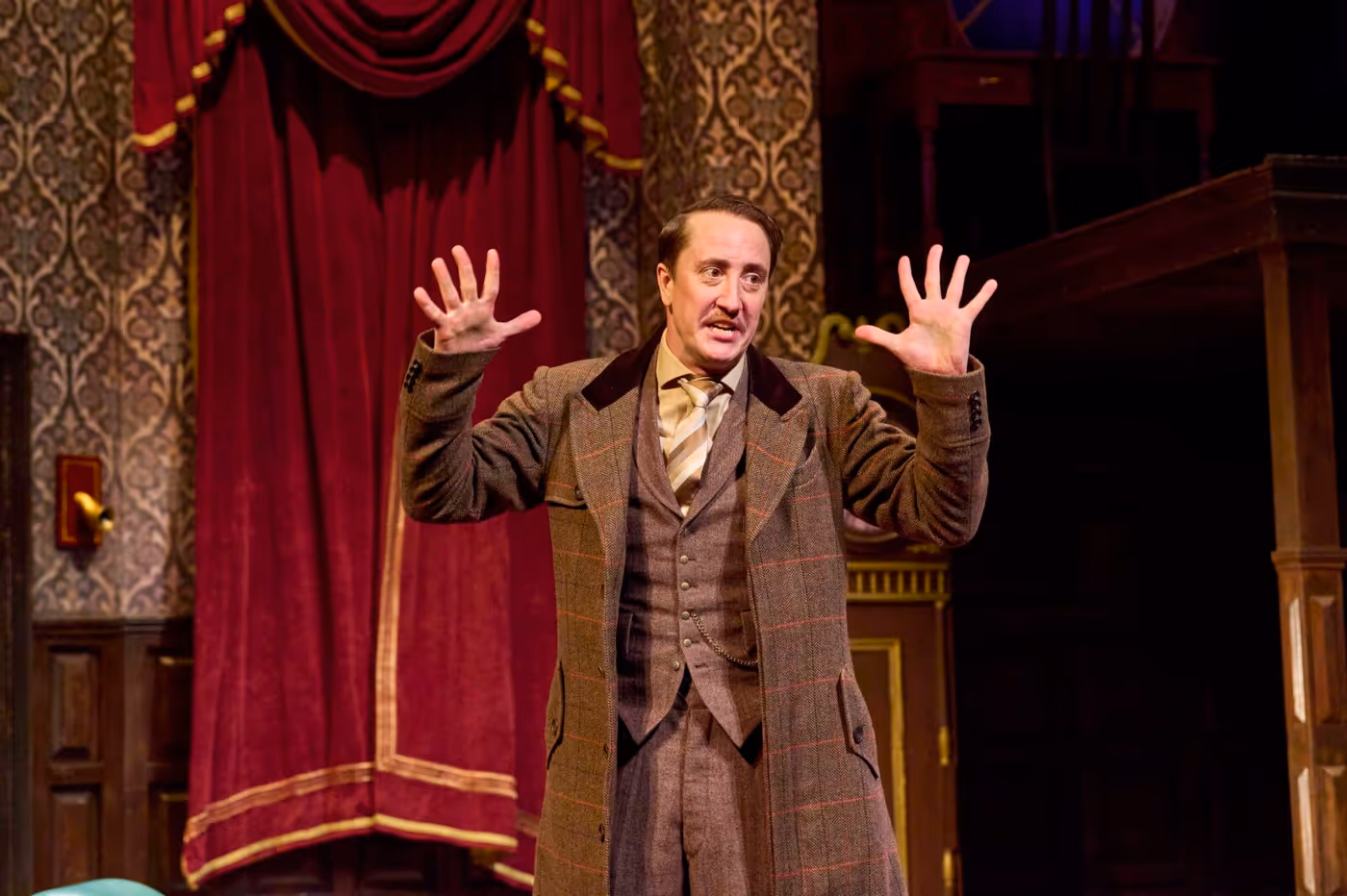 Photos: THE PLAY THAT GOES WRONG 13th West End Cast Takes the Stage Image
