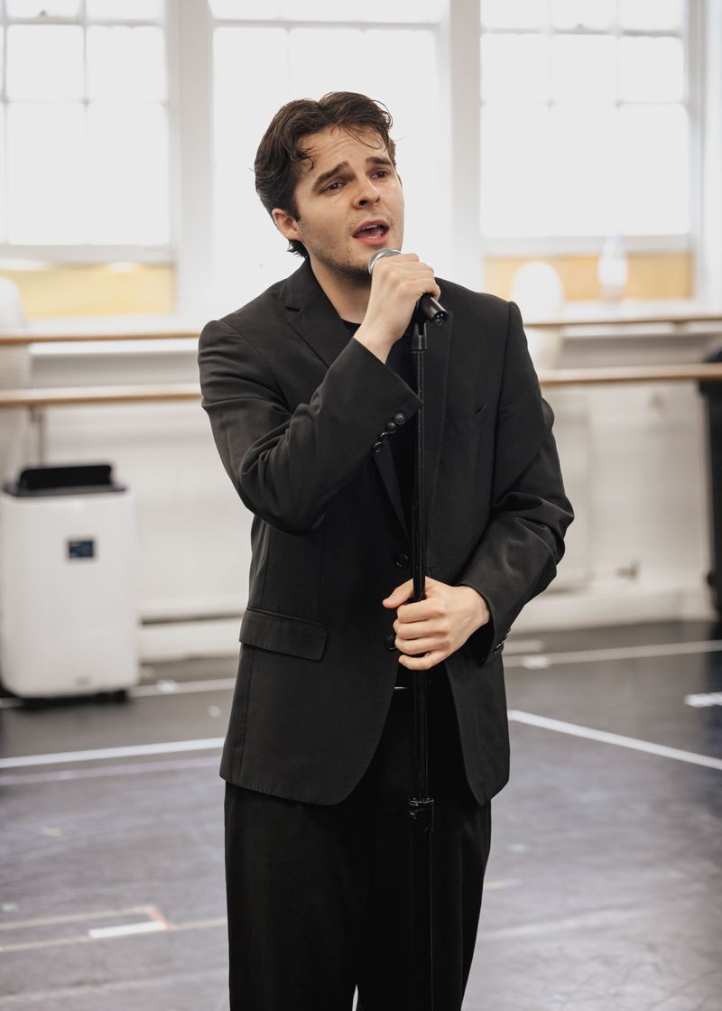 Photos: JERSEY BOYS 20th Anniversary UK & Ireland Tour in Rehearsal — photo 9 of 11