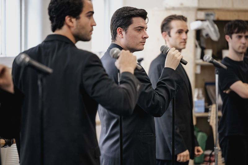 Photos: JERSEY BOYS 20th Anniversary UK & Ireland Tour in Rehearsal — photo 8 of 11