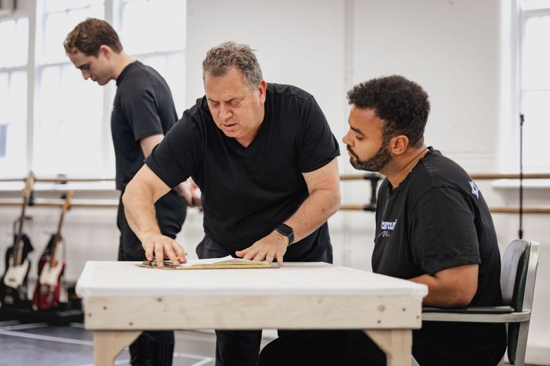 Photos: JERSEY BOYS 20th Anniversary UK & Ireland Tour in Rehearsal — photo 5 of 11