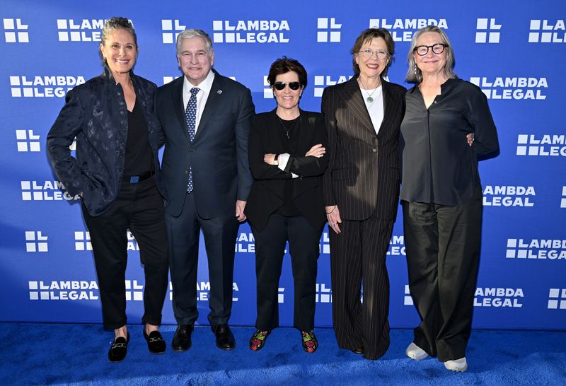 Photos: Inside the 2026 Liberty Awards National Dinner with Annette Bening, Cherry Jones, & More — photo 4 of 17