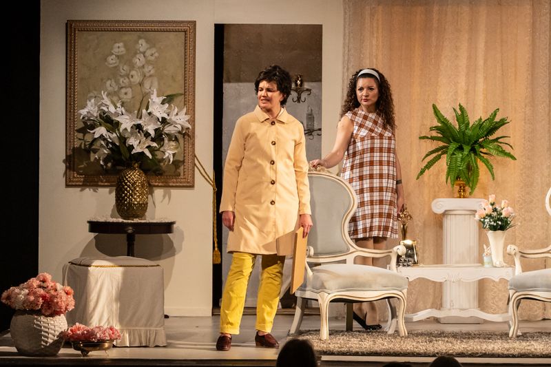 Photos: ARBUS & WEST Opens at Triangle Productions — photo 3 of 6