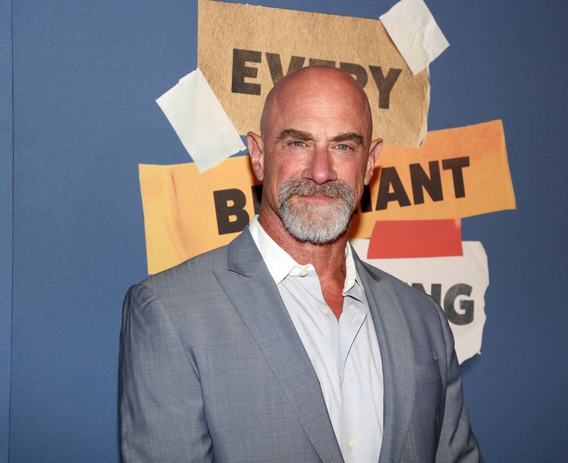 Photos: Go Inside Mariska Hargitay's Opening Night in EVERY BRILLIANT THING — photo 25 of 57