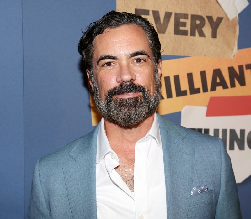 Photos: Go Inside Mariska Hargitay's Opening Night in EVERY BRILLIANT THING — photo 29 of 57