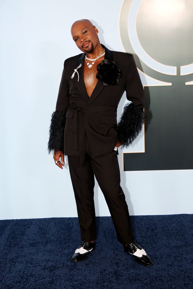 Photos: 2026 Tony Awards- Stars Walk the Red Carpet — photo 368 of 503