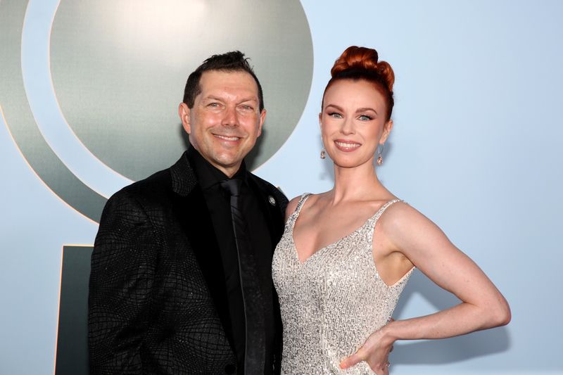 Photos: 2026 Tony Awards- Stars Walk the Red Carpet — photo 385 of 503