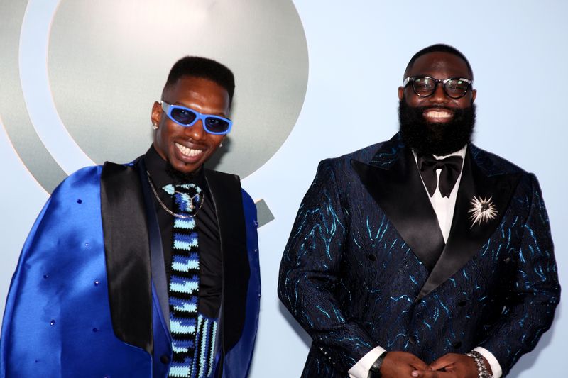 Photos: 2026 Tony Awards- Stars Walk the Red Carpet — photo 405 of 503