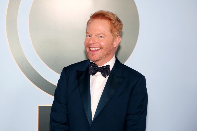 Photos: 2026 Tony Awards- Stars Walk the Red Carpet — photo 412 of 503