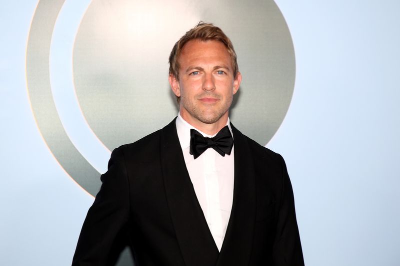 Photos: 2026 Tony Awards- Stars Walk the Red Carpet — photo 436 of 503