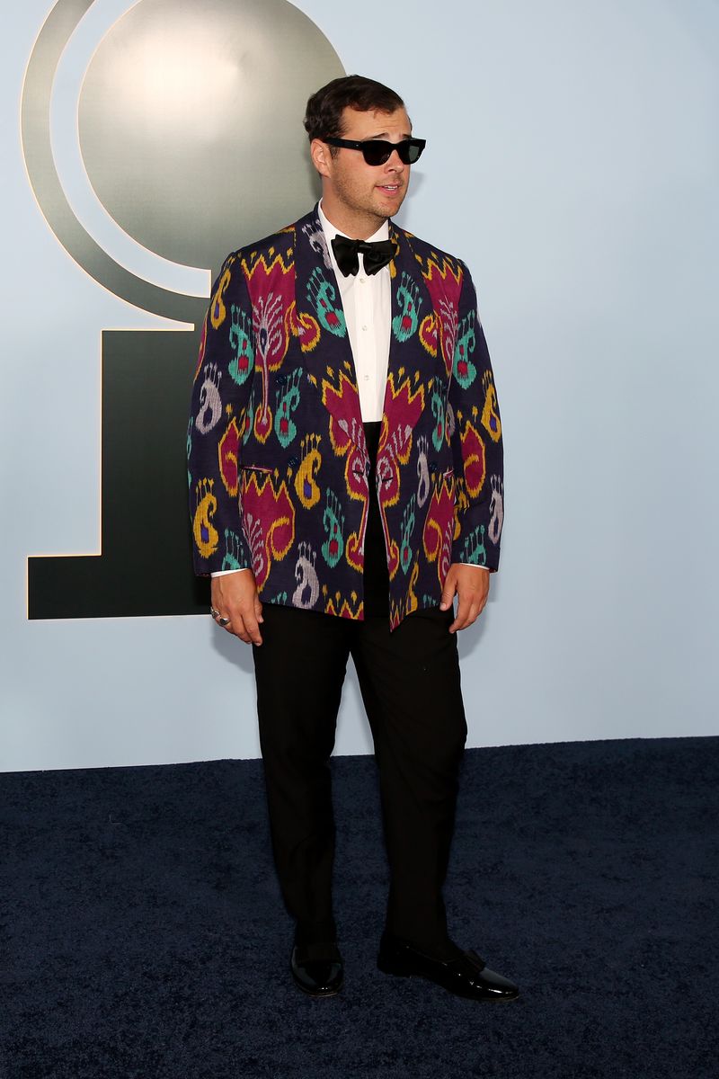 Photos: 2026 Tony Awards- Stars Walk the Red Carpet — photo 439 of 503