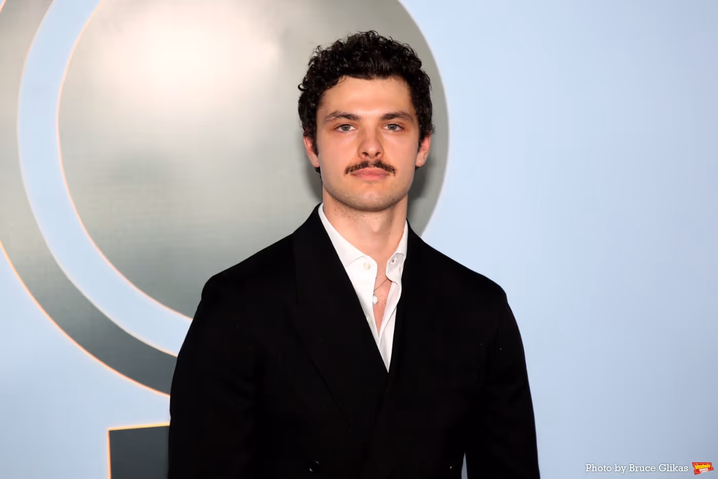 Photos: 2026 Tony Awards- Stars Walk the Red Carpet Image