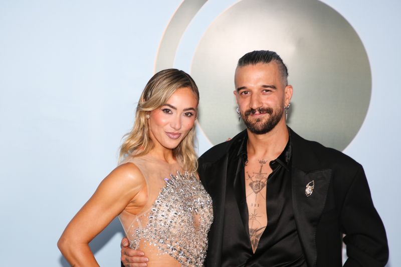 Photos: 2026 Tony Awards- Stars Walk the Red Carpet — photo 480 of 503
