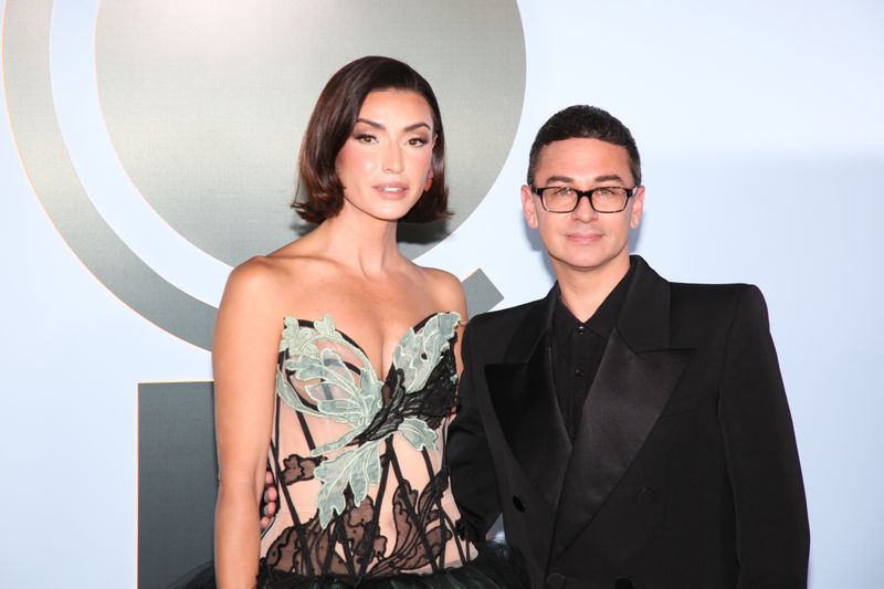 Photos: 2026 Tony Awards- Stars Walk the Red Carpet — photo 475 of 503