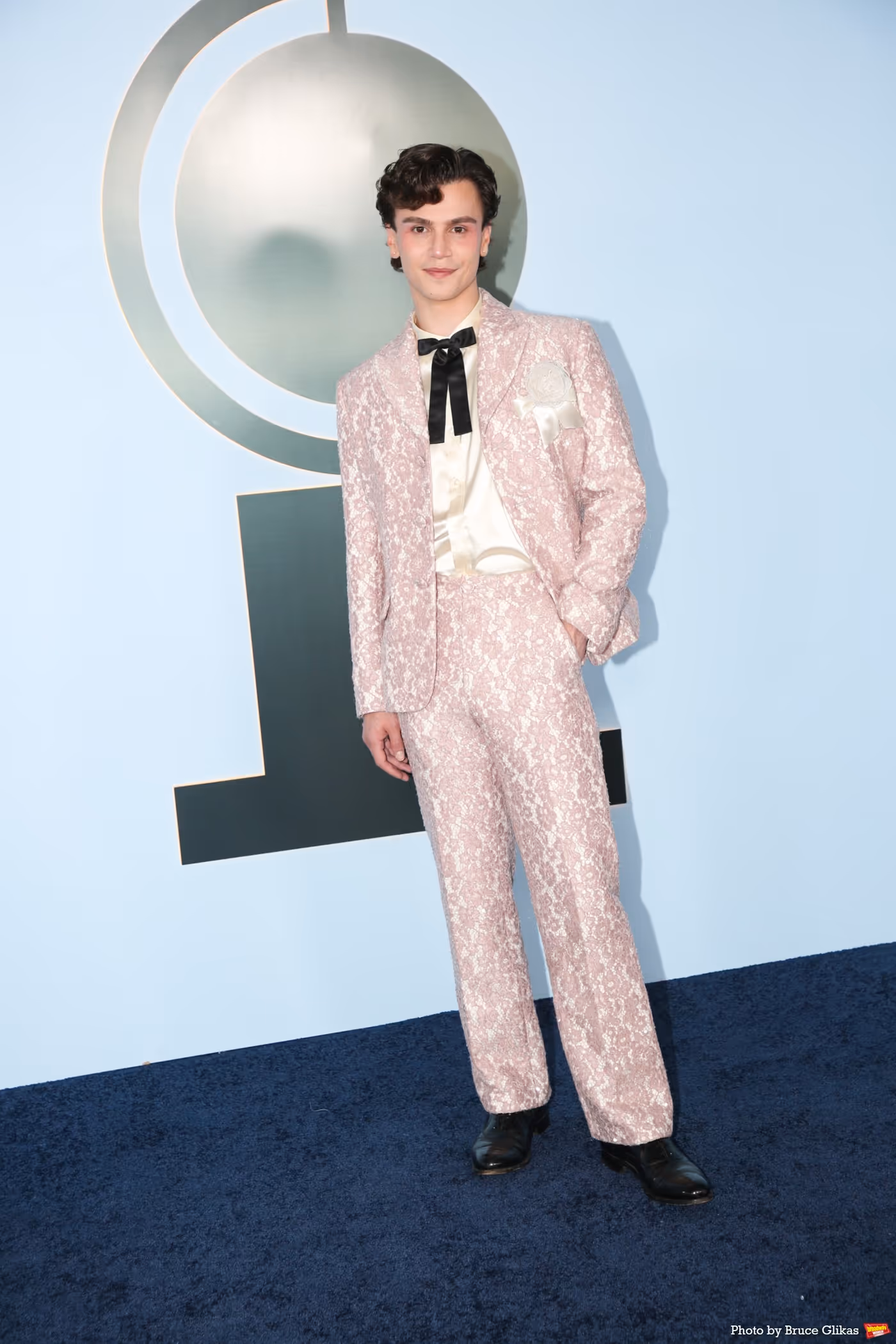 Photos: 2026 Tony Awards- Stars Walk the Red Carpet Image