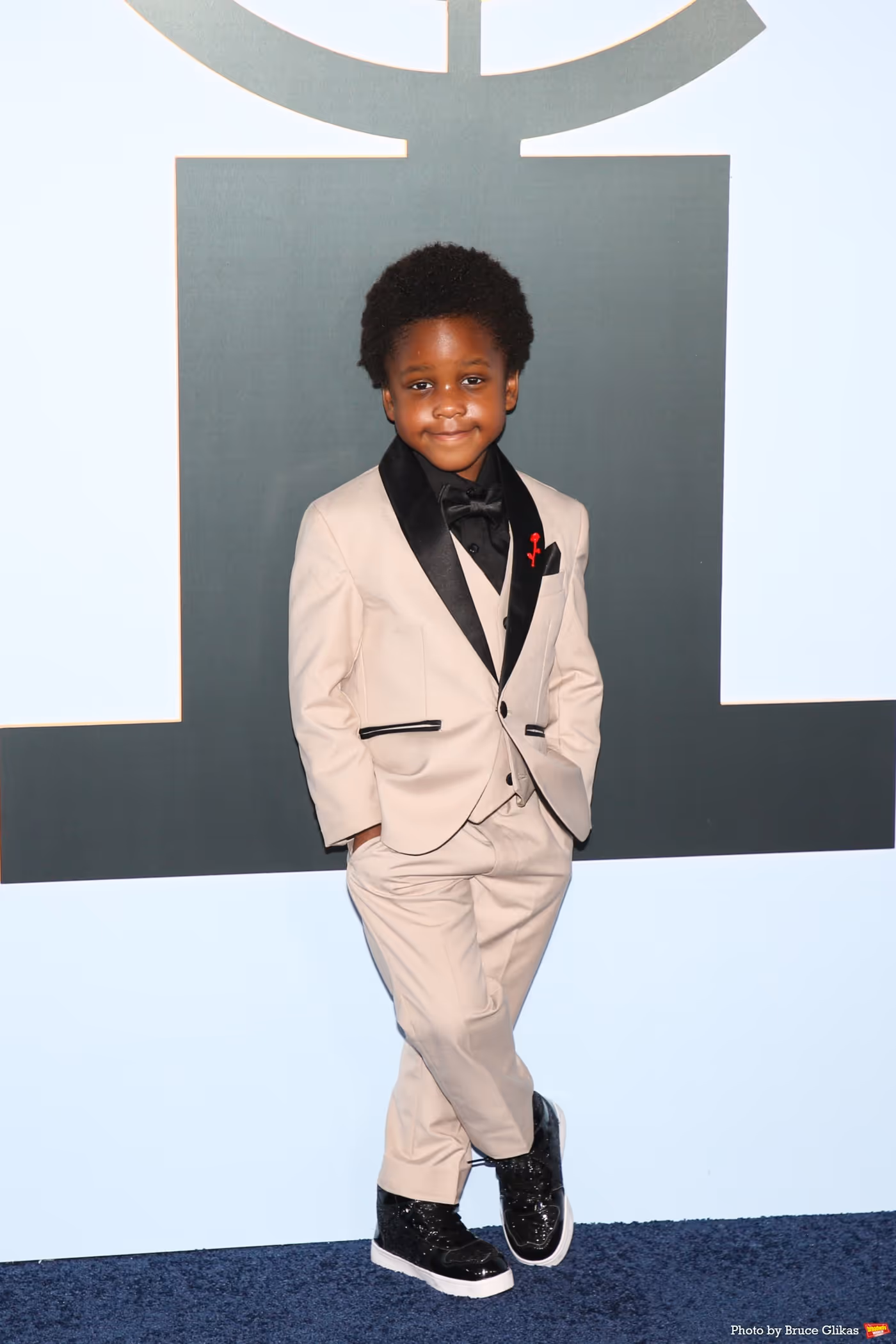 Photos: 2026 Tony Awards- Stars Walk the Red Carpet Image