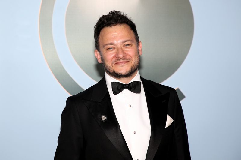 Photos: 2026 Tony Awards- Stars Walk the Red Carpet — photo 304 of 503
