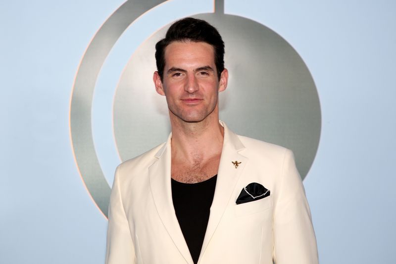 Photos: 2026 Tony Awards- Stars Walk the Red Carpet — photo 312 of 503