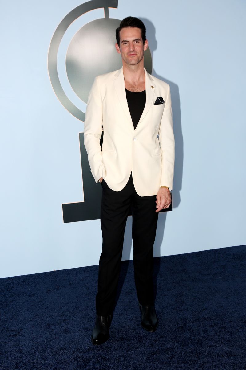 Photos: 2026 Tony Awards- Stars Walk the Red Carpet — photo 313 of 503