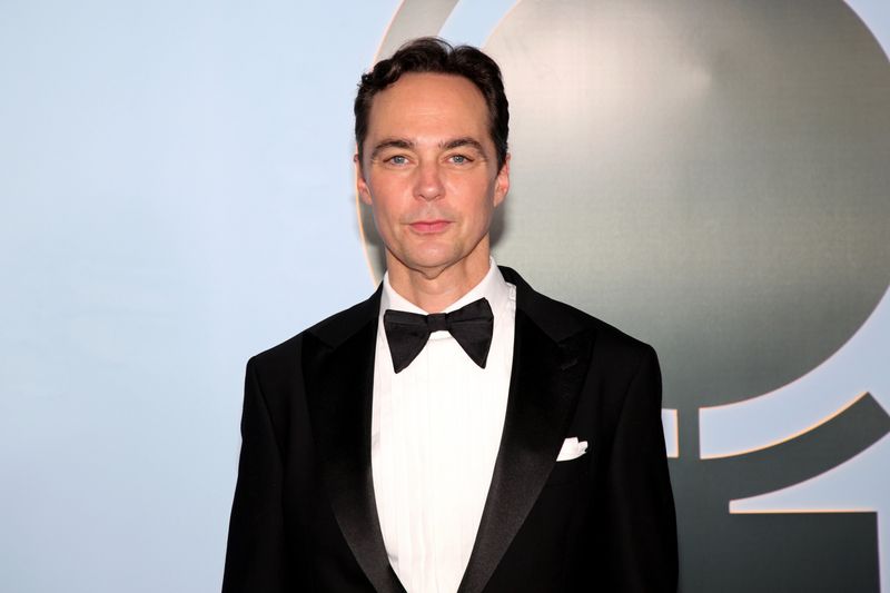 Photos: 2026 Tony Awards- Stars Walk the Red Carpet — photo 314 of 503
