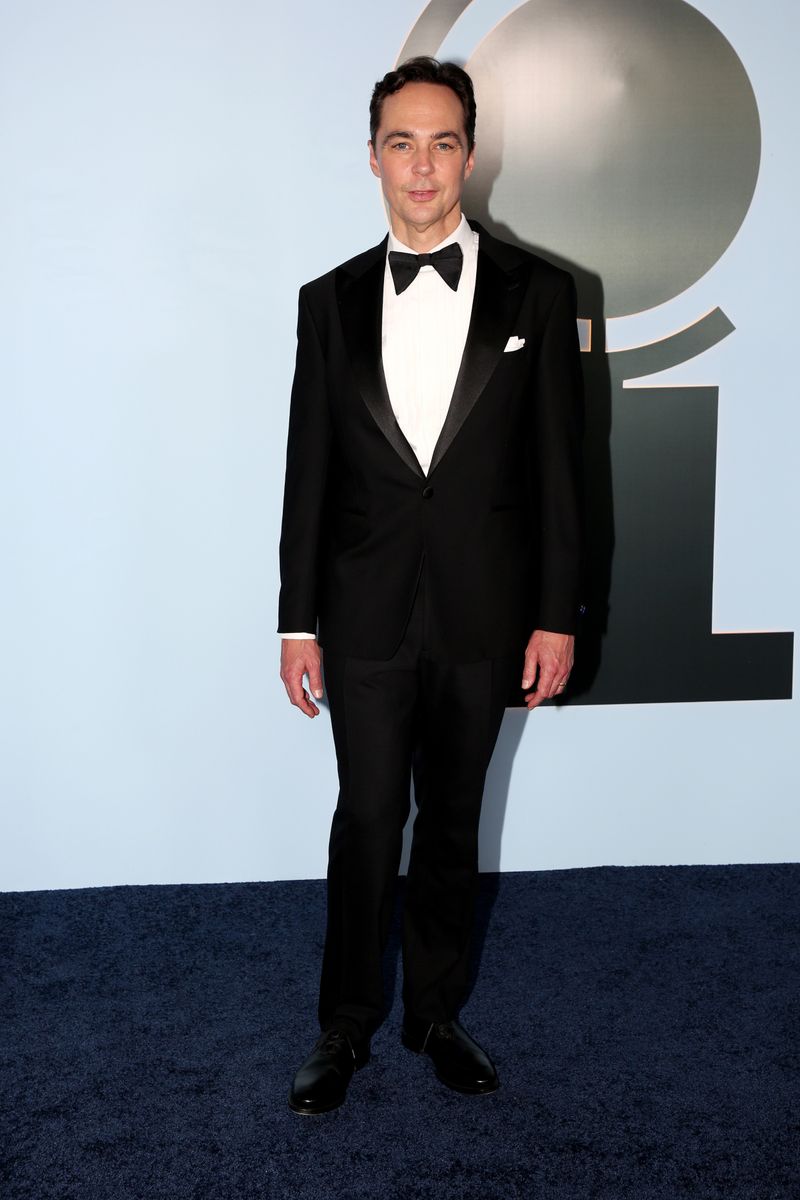 Photos: 2026 Tony Awards- Stars Walk the Red Carpet — photo 315 of 503