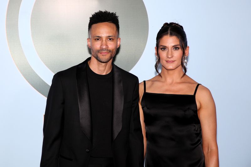 Photos: 2026 Tony Awards- Stars Walk the Red Carpet — photo 331 of 503