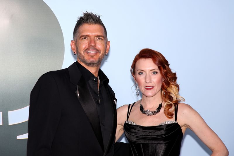 Photos: 2026 Tony Awards- Stars Walk the Red Carpet — photo 335 of 503