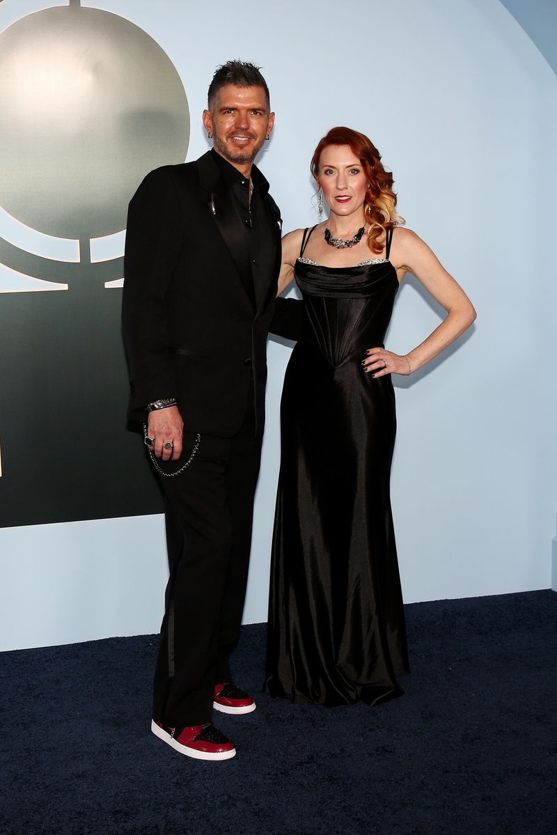 Photos: 2026 Tony Awards- Stars Walk the Red Carpet — photo 336 of 503