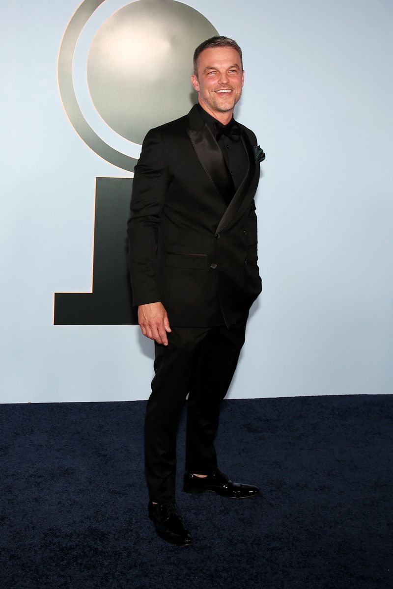 Photos: 2026 Tony Awards- Stars Walk the Red Carpet — photo 353 of 503