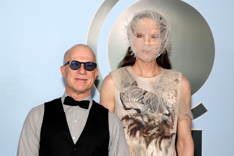 Photos: 2026 Tony Awards- Stars Walk the Red Carpet — photo 358 of 503