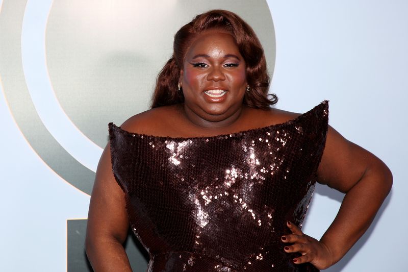 Photos: 2026 Tony Awards- Stars Walk the Red Carpet — photo 365 of 503
