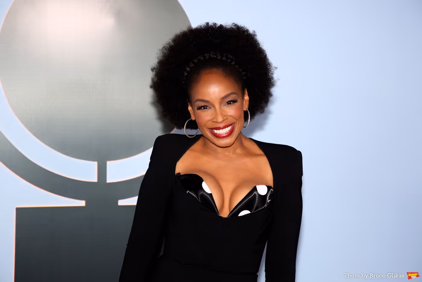 Photos: 2026 Tony Awards- Stars Walk the Red Carpet Image