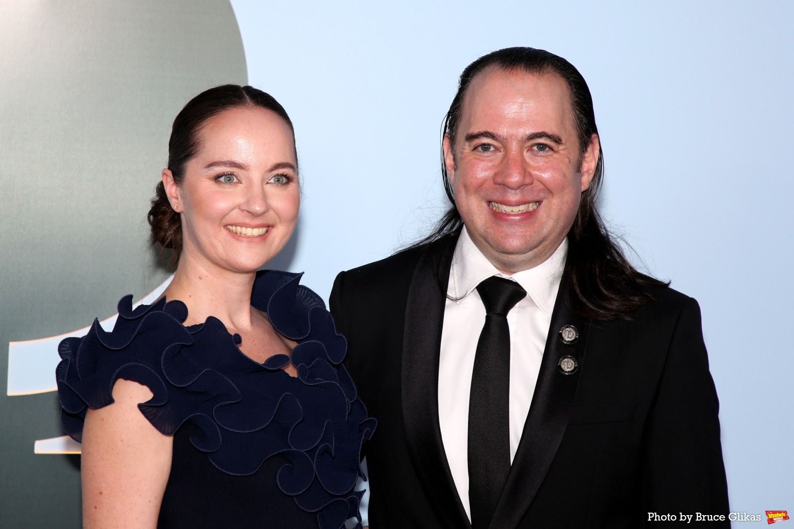 Photos: 2026 Tony Awards- Stars Walk the Red Carpet — photo 351 of 503