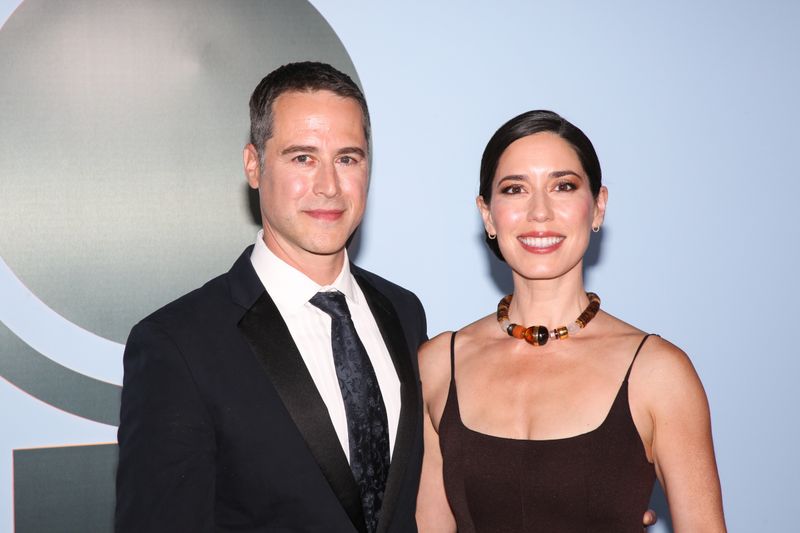 Photos: 2026 Tony Awards- Stars Walk the Red Carpet — photo 275 of 503
