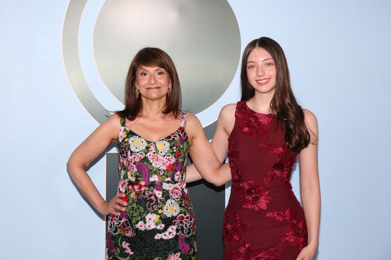 Photos: 2026 Tony Awards- Stars Walk the Red Carpet — photo 267 of 503