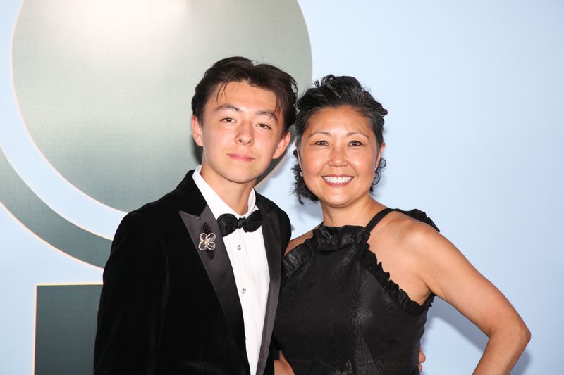Photos: 2026 Tony Awards- Stars Walk the Red Carpet — photo 248 of 503