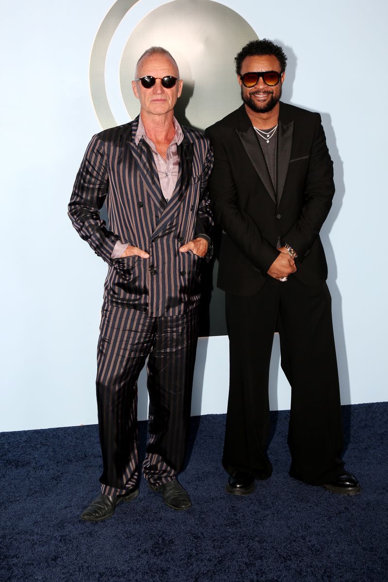 Photos: 2026 Tony Awards- Stars Walk the Red Carpet — photo 204 of 503