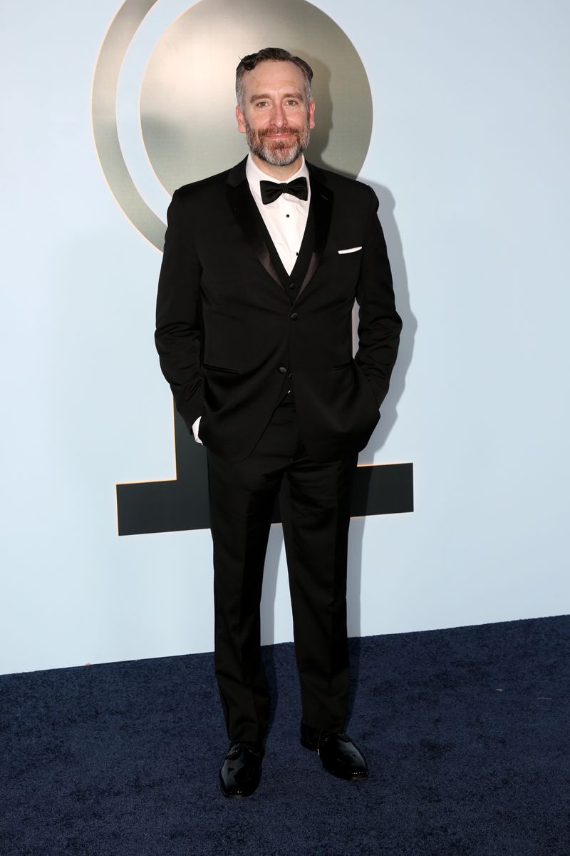 Photos: 2026 Tony Awards- Stars Walk the Red Carpet — photo 214 of 503
