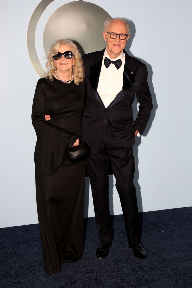 Photos: 2026 Tony Awards- Stars Walk the Red Carpet — photo 231 of 503