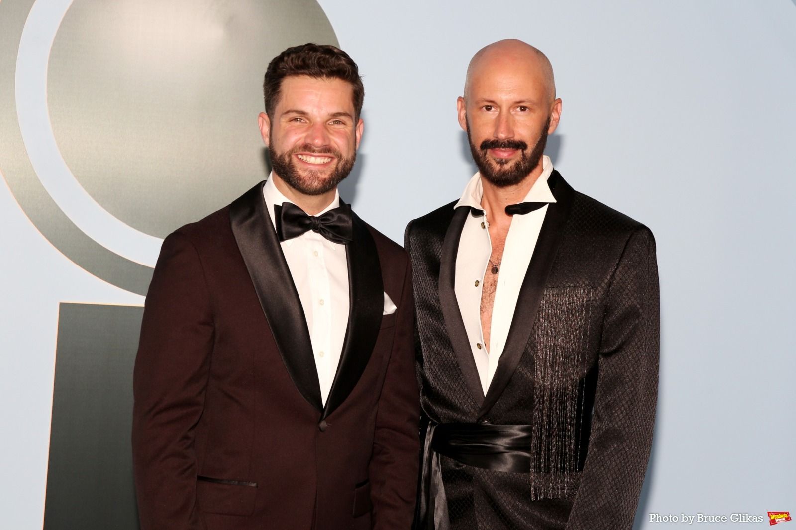 Photos: 2026 Tony Awards- Stars Walk the Red Carpet — photo 236 of 503