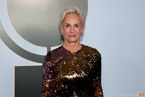 Laurie Metcalf @ BroadwayWorld Laurie Metcalf Photo
