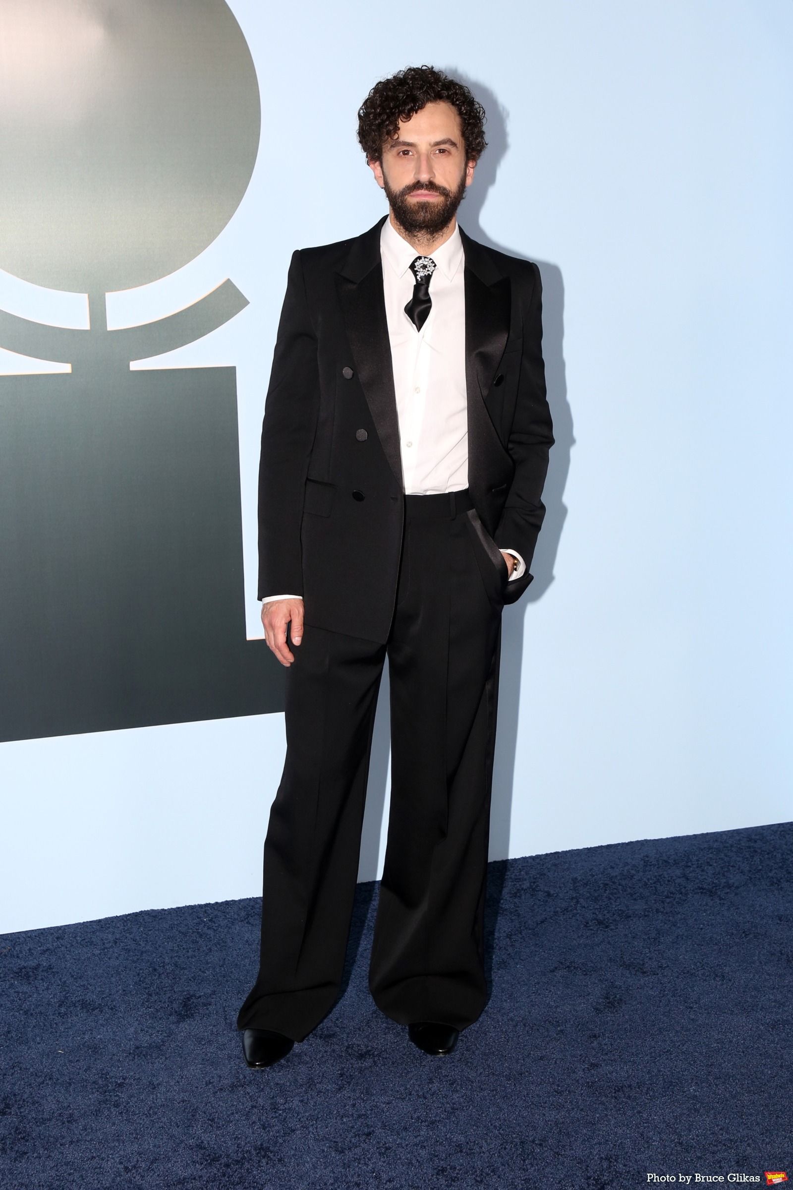 Tony Awards Fashion: Stars Serve Glamour, Glitter and More on Broadway's Biggest Night Image