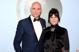 Mark Strong & Liza Marshall @ BroadwayWorld Mark Strong & Liza Marshall Photo