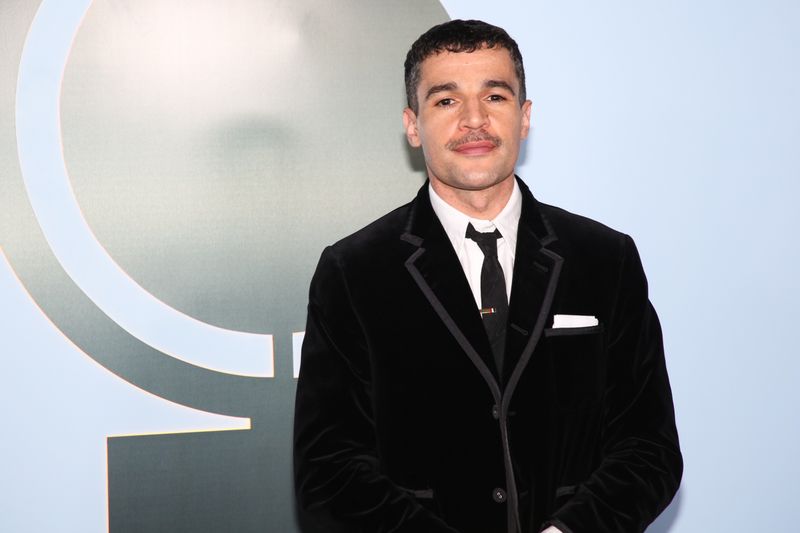 Photos: 2026 Tony Awards- Stars Walk the Red Carpet — photo 129 of 503