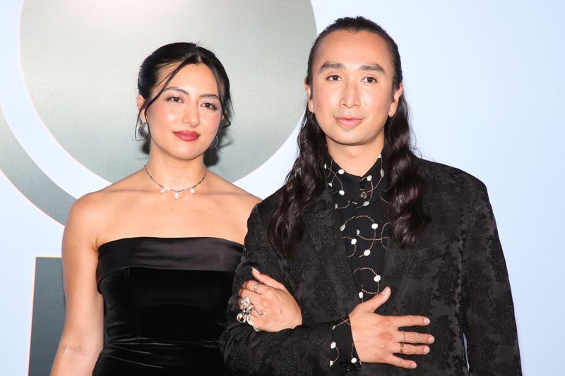 Photos: 2026 Tony Awards- Stars Walk the Red Carpet — photo 123 of 503