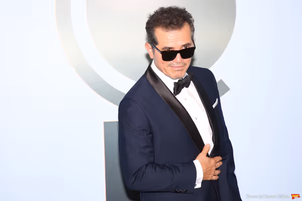 John Leguizamo Photo